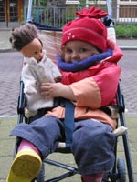 Leora en Miesje naar de markt